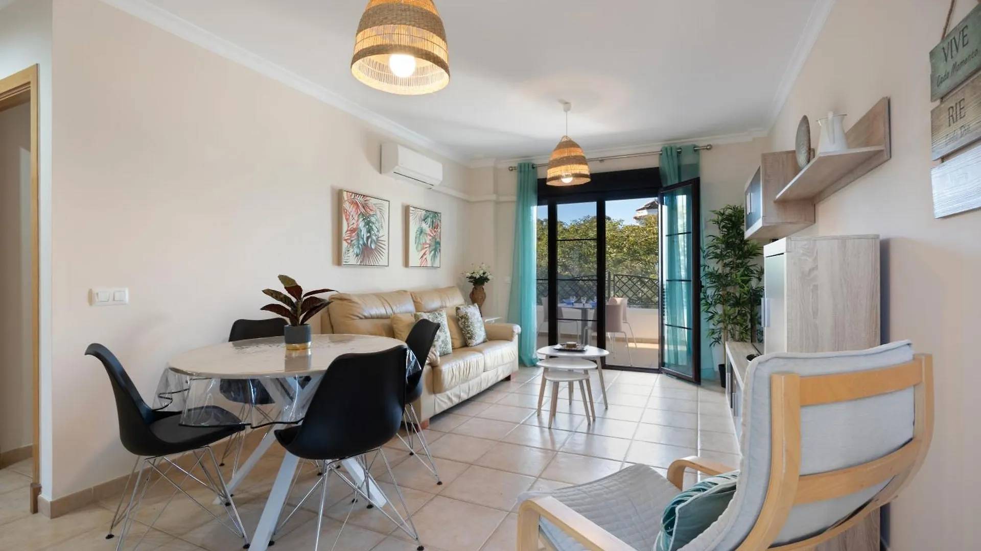 Golden Sands Apartment - Chiclana Novo Sancti Petri Espanha