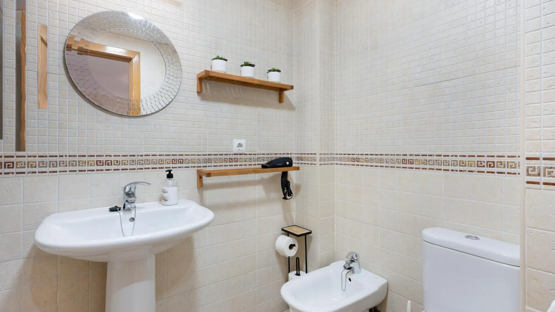 Golden Sands Apartment - Chiclana Novo Sancti Petri Spain
